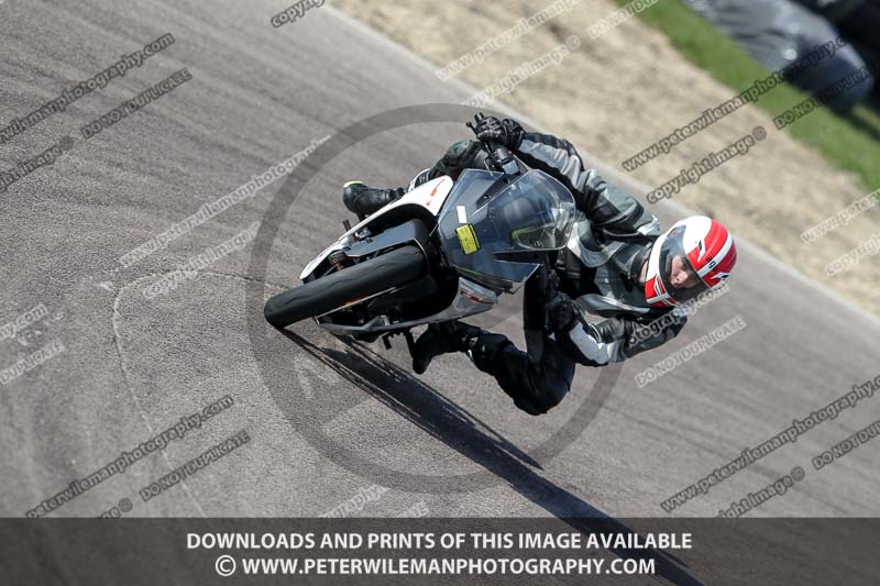cadwell park;cadwell park photographs;cadwell trackday photographs;enduro digital images;event digital images;eventdigitalimages;peter wileman photography;racing digital images;trackday digital images;trackday photos