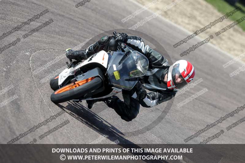 cadwell park;cadwell park photographs;cadwell trackday photographs;enduro digital images;event digital images;eventdigitalimages;peter wileman photography;racing digital images;trackday digital images;trackday photos