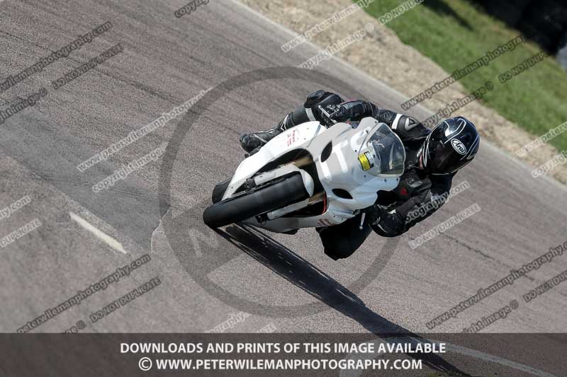 cadwell park;cadwell park photographs;cadwell trackday photographs;enduro digital images;event digital images;eventdigitalimages;peter wileman photography;racing digital images;trackday digital images;trackday photos