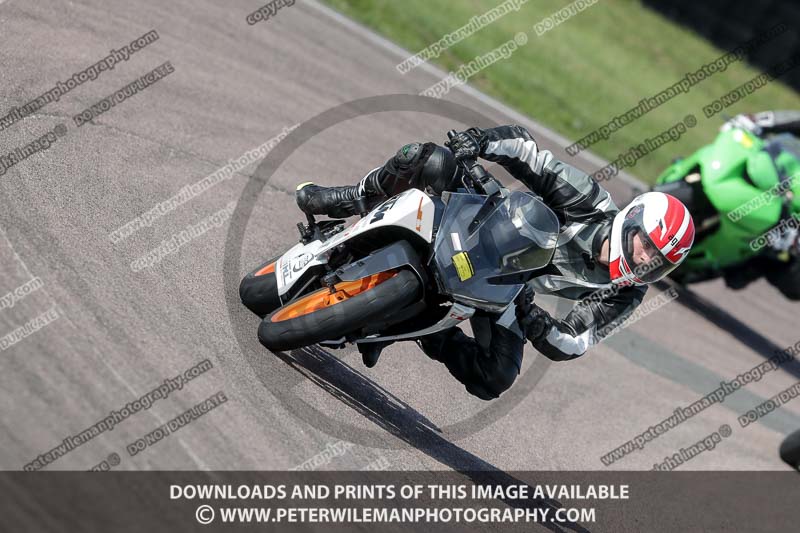 cadwell park;cadwell park photographs;cadwell trackday photographs;enduro digital images;event digital images;eventdigitalimages;peter wileman photography;racing digital images;trackday digital images;trackday photos