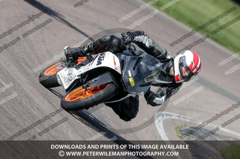 cadwell park;cadwell park photographs;cadwell trackday photographs;enduro digital images;event digital images;eventdigitalimages;peter wileman photography;racing digital images;trackday digital images;trackday photos