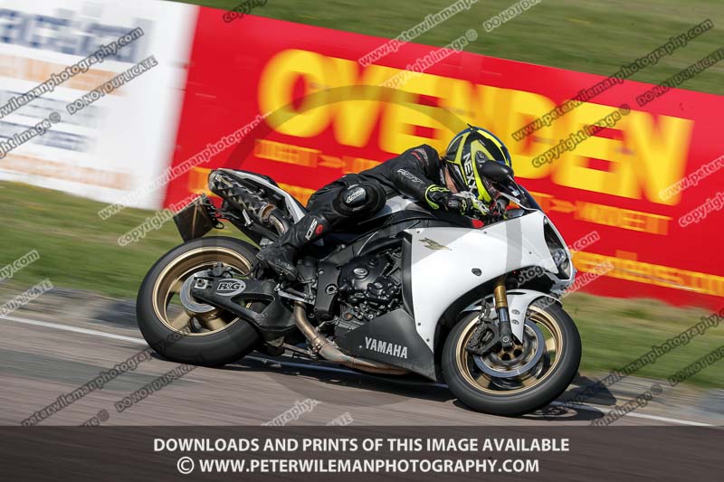 cadwell park;cadwell park photographs;cadwell trackday photographs;enduro digital images;event digital images;eventdigitalimages;peter wileman photography;racing digital images;trackday digital images;trackday photos