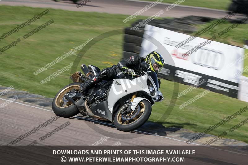 cadwell park;cadwell park photographs;cadwell trackday photographs;enduro digital images;event digital images;eventdigitalimages;peter wileman photography;racing digital images;trackday digital images;trackday photos