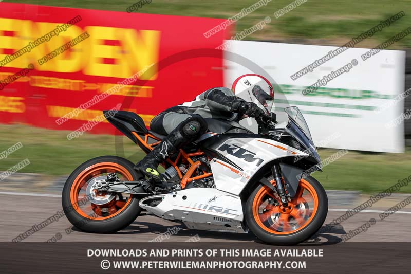 cadwell park;cadwell park photographs;cadwell trackday photographs;enduro digital images;event digital images;eventdigitalimages;peter wileman photography;racing digital images;trackday digital images;trackday photos