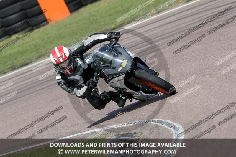 cadwell park;cadwell park photographs;cadwell trackday photographs;enduro digital images;event digital images;eventdigitalimages;peter wileman photography;racing digital images;trackday digital images;trackday photos