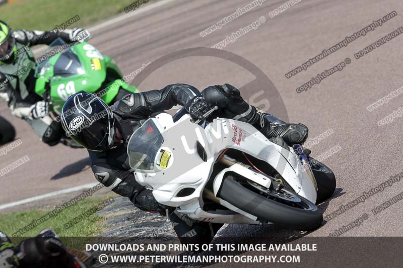 cadwell park;cadwell park photographs;cadwell trackday photographs;enduro digital images;event digital images;eventdigitalimages;peter wileman photography;racing digital images;trackday digital images;trackday photos