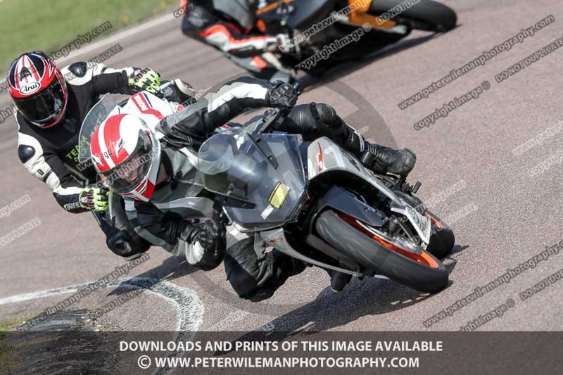 cadwell park;cadwell park photographs;cadwell trackday photographs;enduro digital images;event digital images;eventdigitalimages;peter wileman photography;racing digital images;trackday digital images;trackday photos