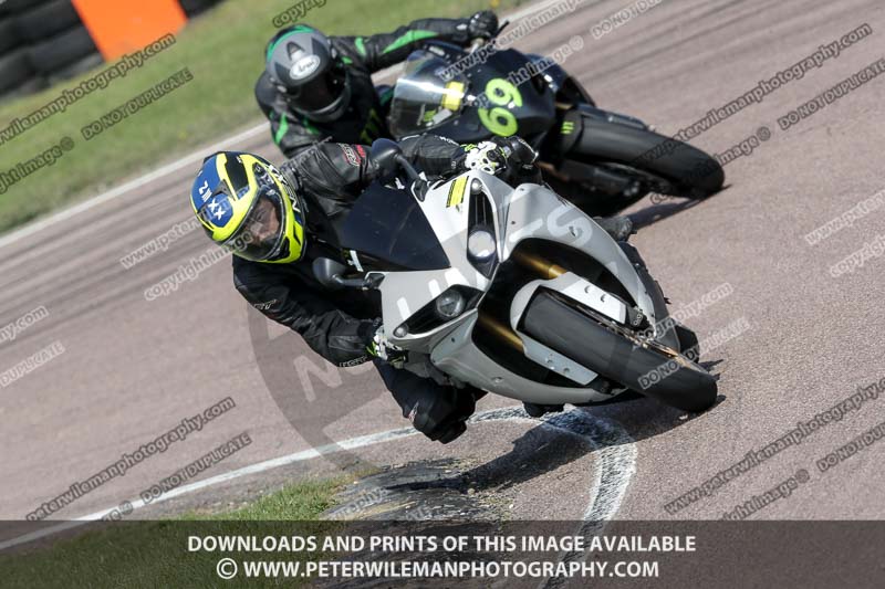 cadwell park;cadwell park photographs;cadwell trackday photographs;enduro digital images;event digital images;eventdigitalimages;peter wileman photography;racing digital images;trackday digital images;trackday photos