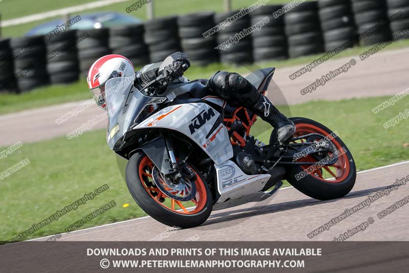 cadwell park;cadwell park photographs;cadwell trackday photographs;enduro digital images;event digital images;eventdigitalimages;peter wileman photography;racing digital images;trackday digital images;trackday photos