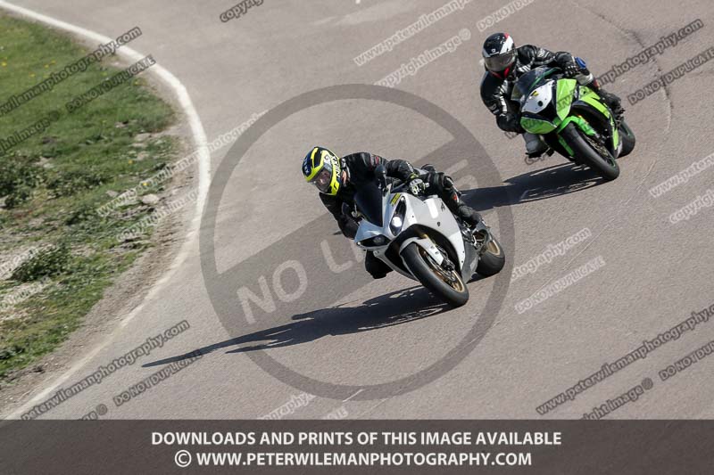 cadwell park;cadwell park photographs;cadwell trackday photographs;enduro digital images;event digital images;eventdigitalimages;peter wileman photography;racing digital images;trackday digital images;trackday photos