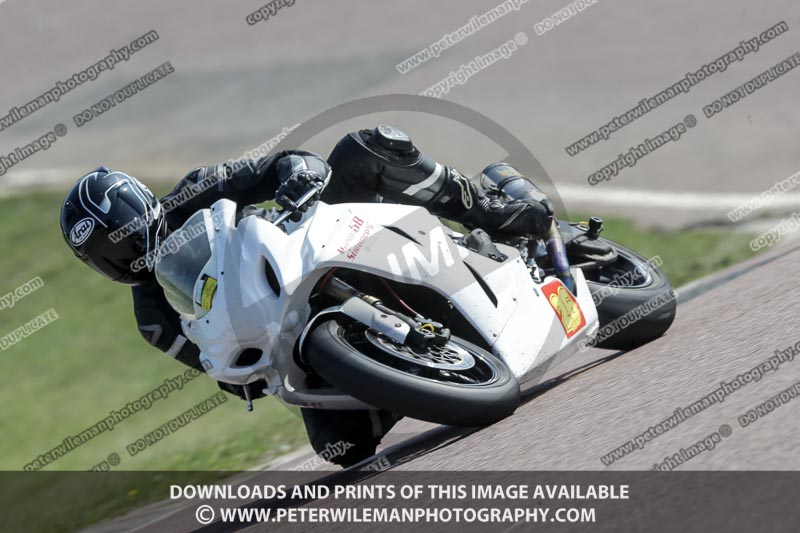 cadwell park;cadwell park photographs;cadwell trackday photographs;enduro digital images;event digital images;eventdigitalimages;peter wileman photography;racing digital images;trackday digital images;trackday photos