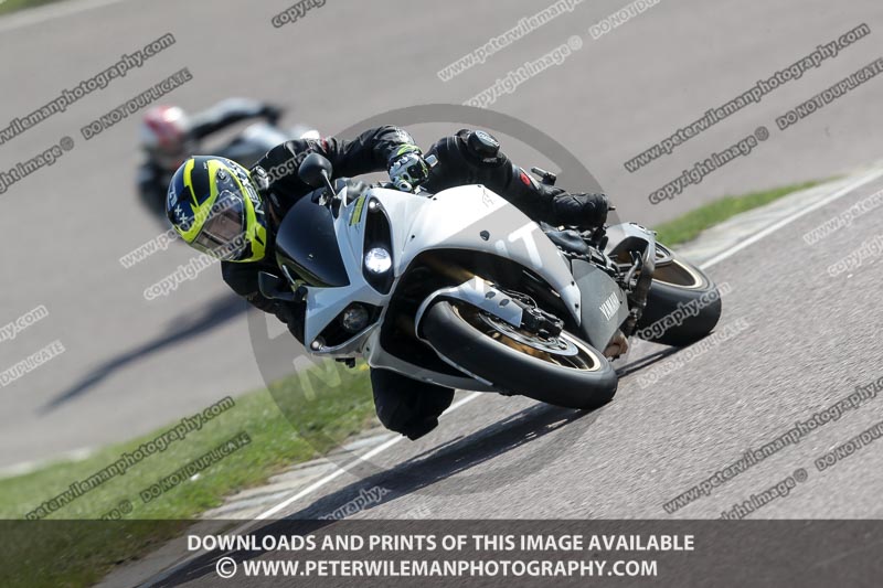 cadwell park;cadwell park photographs;cadwell trackday photographs;enduro digital images;event digital images;eventdigitalimages;peter wileman photography;racing digital images;trackday digital images;trackday photos