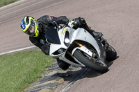 cadwell-park;cadwell-park-photographs;cadwell-trackday-photographs;enduro-digital-images;event-digital-images;eventdigitalimages;peter-wileman-photography;racing-digital-images;trackday-digital-images;trackday-photos