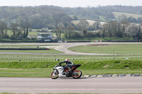 cadwell-park;cadwell-park-photographs;cadwell-trackday-photographs;enduro-digital-images;event-digital-images;eventdigitalimages;peter-wileman-photography;racing-digital-images;trackday-digital-images;trackday-photos
