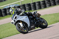 cadwell-park;cadwell-park-photographs;cadwell-trackday-photographs;enduro-digital-images;event-digital-images;eventdigitalimages;peter-wileman-photography;racing-digital-images;trackday-digital-images;trackday-photos