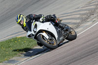 cadwell-park;cadwell-park-photographs;cadwell-trackday-photographs;enduro-digital-images;event-digital-images;eventdigitalimages;peter-wileman-photography;racing-digital-images;trackday-digital-images;trackday-photos