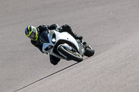 cadwell-park;cadwell-park-photographs;cadwell-trackday-photographs;enduro-digital-images;event-digital-images;eventdigitalimages;peter-wileman-photography;racing-digital-images;trackday-digital-images;trackday-photos