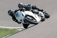 cadwell-park;cadwell-park-photographs;cadwell-trackday-photographs;enduro-digital-images;event-digital-images;eventdigitalimages;peter-wileman-photography;racing-digital-images;trackday-digital-images;trackday-photos