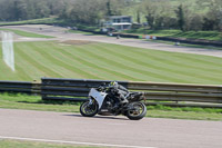 cadwell-park;cadwell-park-photographs;cadwell-trackday-photographs;enduro-digital-images;event-digital-images;eventdigitalimages;peter-wileman-photography;racing-digital-images;trackday-digital-images;trackday-photos