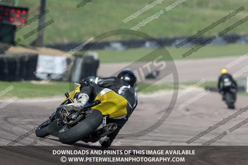 cadwell park;cadwell park photographs;cadwell trackday photographs;enduro digital images;event digital images;eventdigitalimages;peter wileman photography;racing digital images;trackday digital images;trackday photos