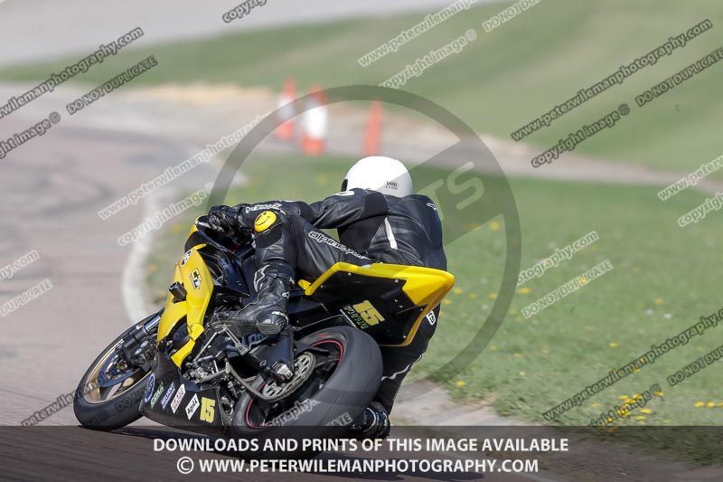 cadwell park;cadwell park photographs;cadwell trackday photographs;enduro digital images;event digital images;eventdigitalimages;peter wileman photography;racing digital images;trackday digital images;trackday photos