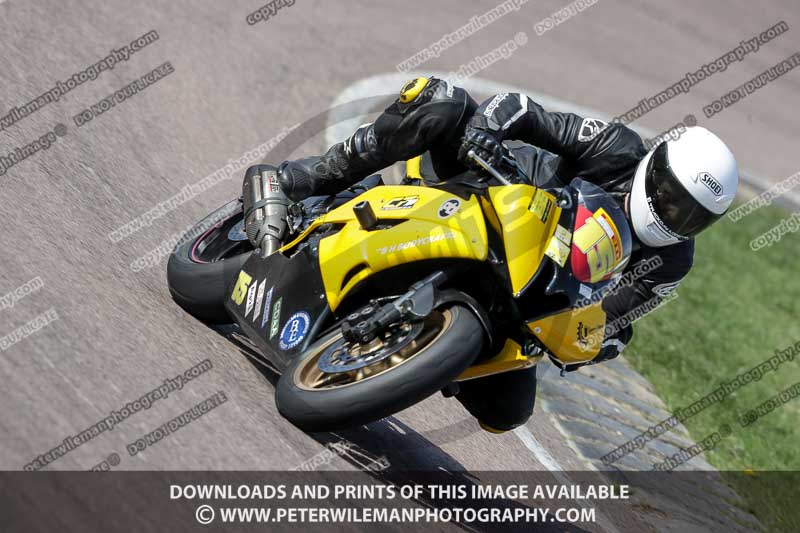 cadwell park;cadwell park photographs;cadwell trackday photographs;enduro digital images;event digital images;eventdigitalimages;peter wileman photography;racing digital images;trackday digital images;trackday photos