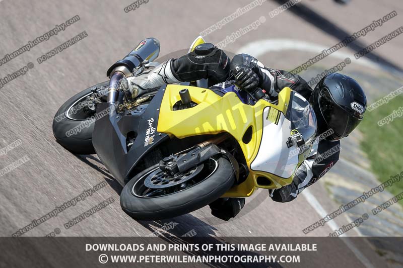 cadwell park;cadwell park photographs;cadwell trackday photographs;enduro digital images;event digital images;eventdigitalimages;peter wileman photography;racing digital images;trackday digital images;trackday photos