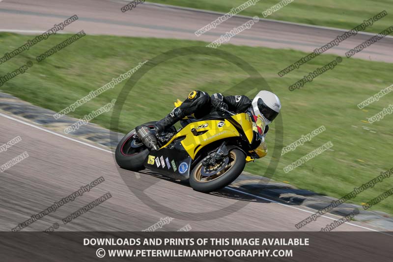 cadwell park;cadwell park photographs;cadwell trackday photographs;enduro digital images;event digital images;eventdigitalimages;peter wileman photography;racing digital images;trackday digital images;trackday photos
