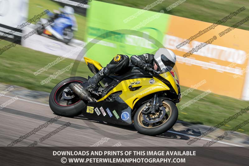 cadwell park;cadwell park photographs;cadwell trackday photographs;enduro digital images;event digital images;eventdigitalimages;peter wileman photography;racing digital images;trackday digital images;trackday photos
