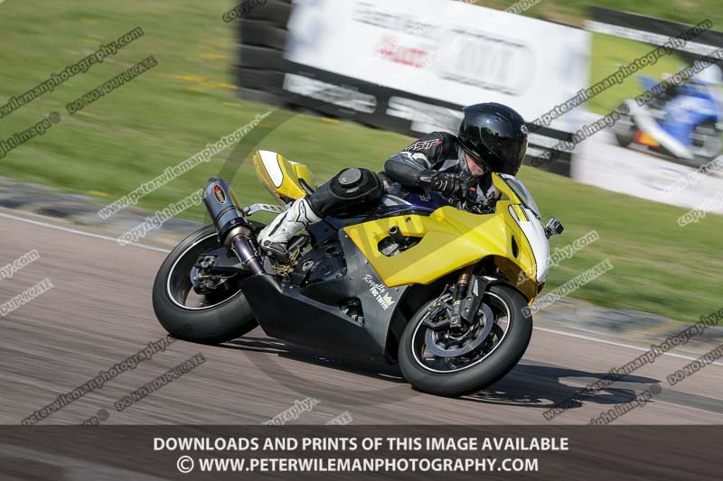 cadwell park;cadwell park photographs;cadwell trackday photographs;enduro digital images;event digital images;eventdigitalimages;peter wileman photography;racing digital images;trackday digital images;trackday photos
