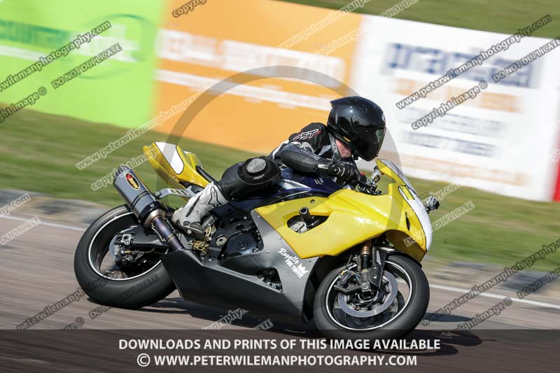 cadwell park;cadwell park photographs;cadwell trackday photographs;enduro digital images;event digital images;eventdigitalimages;peter wileman photography;racing digital images;trackday digital images;trackday photos