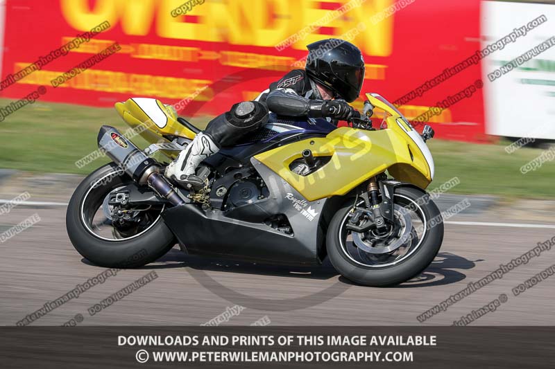 cadwell park;cadwell park photographs;cadwell trackday photographs;enduro digital images;event digital images;eventdigitalimages;peter wileman photography;racing digital images;trackday digital images;trackday photos