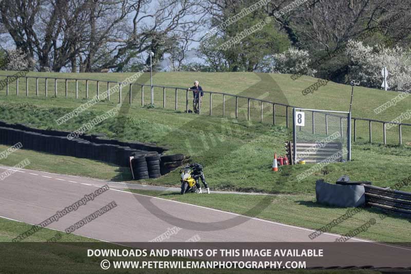 cadwell park;cadwell park photographs;cadwell trackday photographs;enduro digital images;event digital images;eventdigitalimages;peter wileman photography;racing digital images;trackday digital images;trackday photos