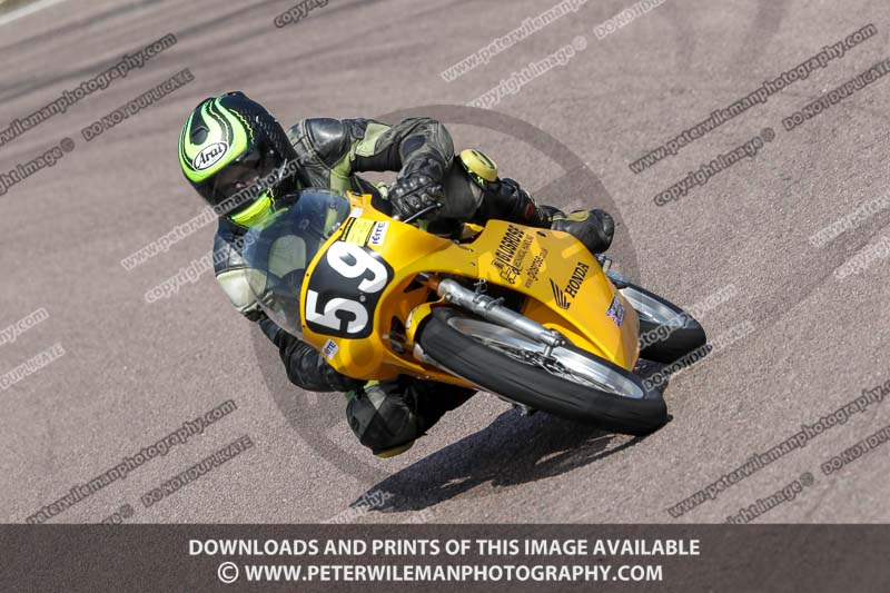 cadwell park;cadwell park photographs;cadwell trackday photographs;enduro digital images;event digital images;eventdigitalimages;peter wileman photography;racing digital images;trackday digital images;trackday photos