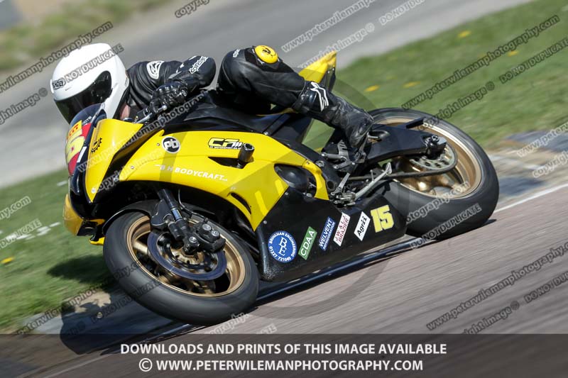 cadwell park;cadwell park photographs;cadwell trackday photographs;enduro digital images;event digital images;eventdigitalimages;peter wileman photography;racing digital images;trackday digital images;trackday photos