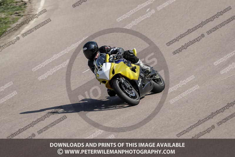 cadwell park;cadwell park photographs;cadwell trackday photographs;enduro digital images;event digital images;eventdigitalimages;peter wileman photography;racing digital images;trackday digital images;trackday photos