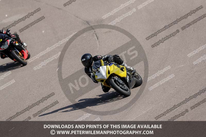 cadwell park;cadwell park photographs;cadwell trackday photographs;enduro digital images;event digital images;eventdigitalimages;peter wileman photography;racing digital images;trackday digital images;trackday photos
