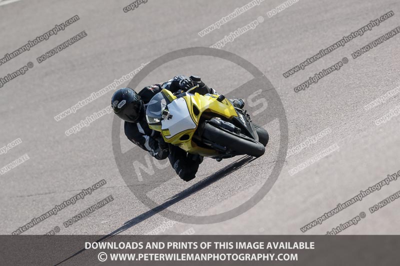 cadwell park;cadwell park photographs;cadwell trackday photographs;enduro digital images;event digital images;eventdigitalimages;peter wileman photography;racing digital images;trackday digital images;trackday photos