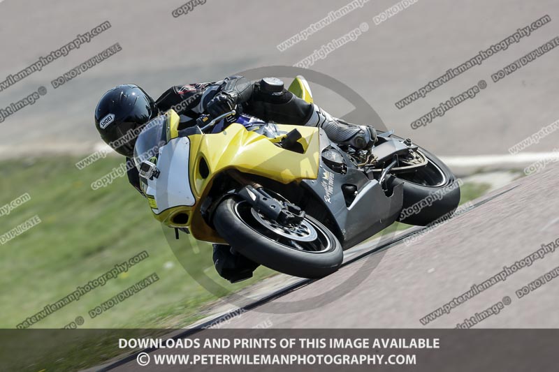 cadwell park;cadwell park photographs;cadwell trackday photographs;enduro digital images;event digital images;eventdigitalimages;peter wileman photography;racing digital images;trackday digital images;trackday photos