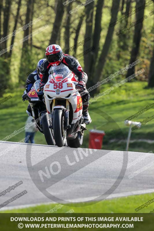 cadwell no limits trackday;cadwell park;cadwell park photographs;cadwell trackday photographs;enduro digital images;event digital images;eventdigitalimages;no limits trackdays;peter wileman photography;racing digital images;trackday digital images;trackday photos