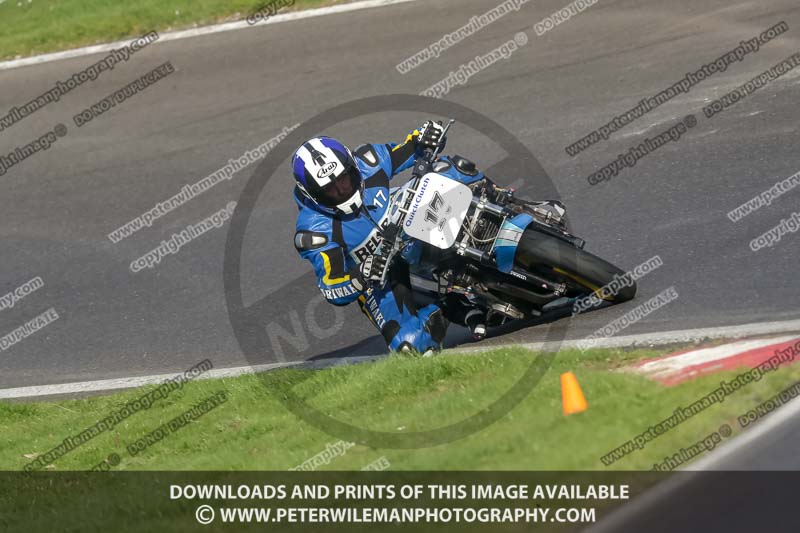 cadwell no limits trackday;cadwell park;cadwell park photographs;cadwell trackday photographs;enduro digital images;event digital images;eventdigitalimages;no limits trackdays;peter wileman photography;racing digital images;trackday digital images;trackday photos