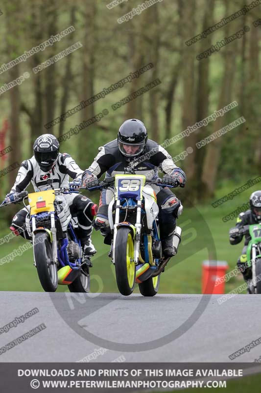 cadwell no limits trackday;cadwell park;cadwell park photographs;cadwell trackday photographs;enduro digital images;event digital images;eventdigitalimages;no limits trackdays;peter wileman photography;racing digital images;trackday digital images;trackday photos