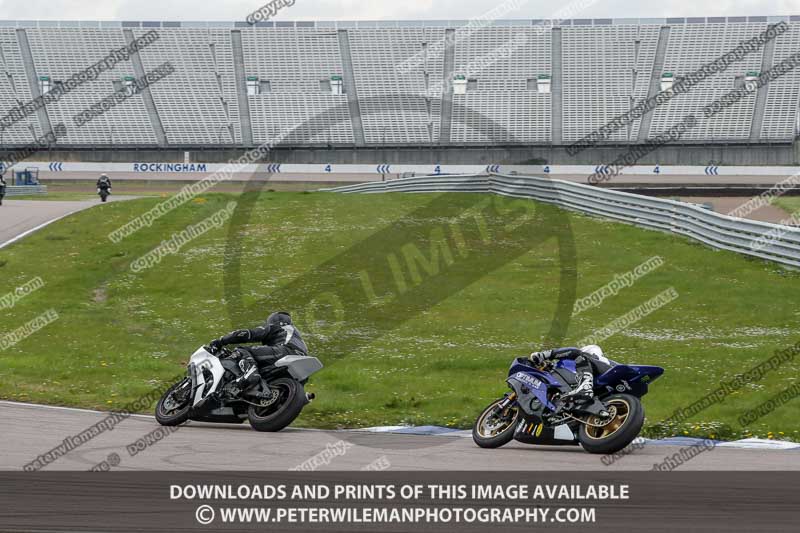 Rockingham no limits trackday;enduro digital images;event digital images;eventdigitalimages;no limits trackdays;peter wileman photography;racing digital images;rockingham raceway northamptonshire;rockingham trackday photographs;trackday digital images;trackday photos