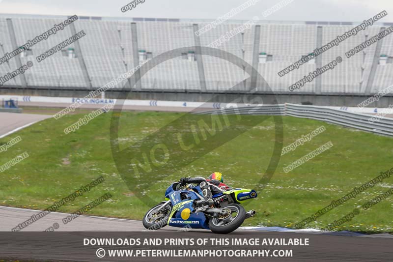 Rockingham no limits trackday;enduro digital images;event digital images;eventdigitalimages;no limits trackdays;peter wileman photography;racing digital images;rockingham raceway northamptonshire;rockingham trackday photographs;trackday digital images;trackday photos