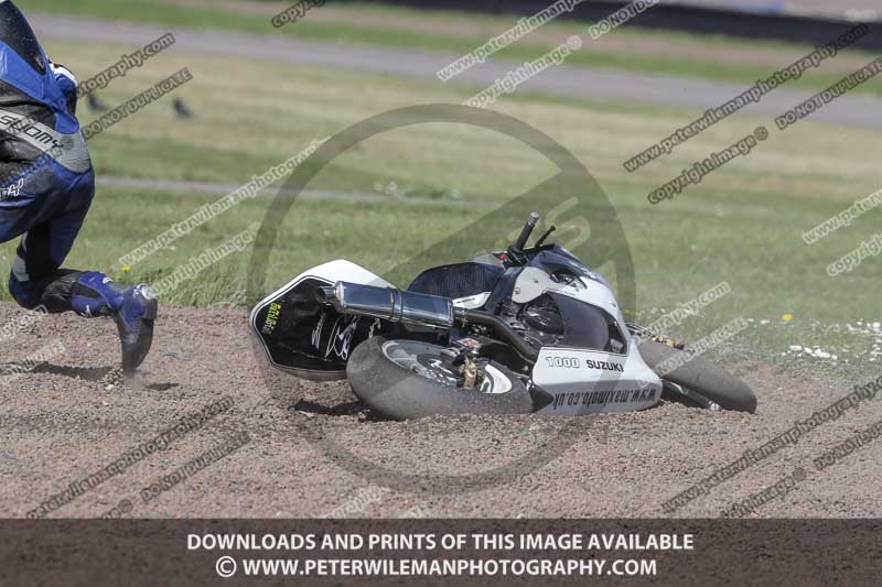 Rockingham no limits trackday;enduro digital images;event digital images;eventdigitalimages;no limits trackdays;peter wileman photography;racing digital images;rockingham raceway northamptonshire;rockingham trackday photographs;trackday digital images;trackday photos