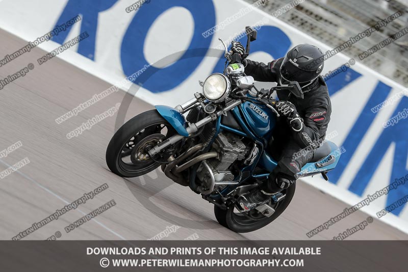 Rockingham no limits trackday;enduro digital images;event digital images;eventdigitalimages;no limits trackdays;peter wileman photography;racing digital images;rockingham raceway northamptonshire;rockingham trackday photographs;trackday digital images;trackday photos
