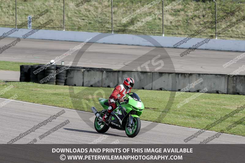 Rockingham no limits trackday;enduro digital images;event digital images;eventdigitalimages;no limits trackdays;peter wileman photography;racing digital images;rockingham raceway northamptonshire;rockingham trackday photographs;trackday digital images;trackday photos