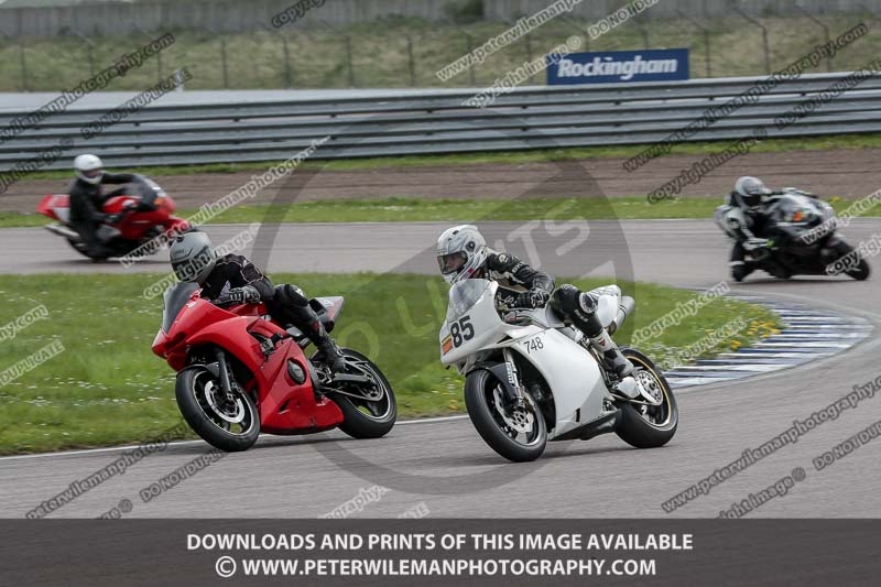 Rockingham no limits trackday;enduro digital images;event digital images;eventdigitalimages;no limits trackdays;peter wileman photography;racing digital images;rockingham raceway northamptonshire;rockingham trackday photographs;trackday digital images;trackday photos