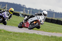 anglesey-no-limits-trackday;anglesey-photographs;anglesey-trackday-photographs;enduro-digital-images;event-digital-images;eventdigitalimages;no-limits-trackdays;peter-wileman-photography;racing-digital-images;trac-mon;trackday-digital-images;trackday-photos;ty-croes