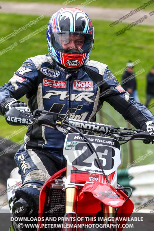cadwell no limits trackday;cadwell park;cadwell park photographs;cadwell trackday photographs;enduro digital images;event digital images;eventdigitalimages;no limits trackdays;peter wileman photography;racing digital images;trackday digital images;trackday photos